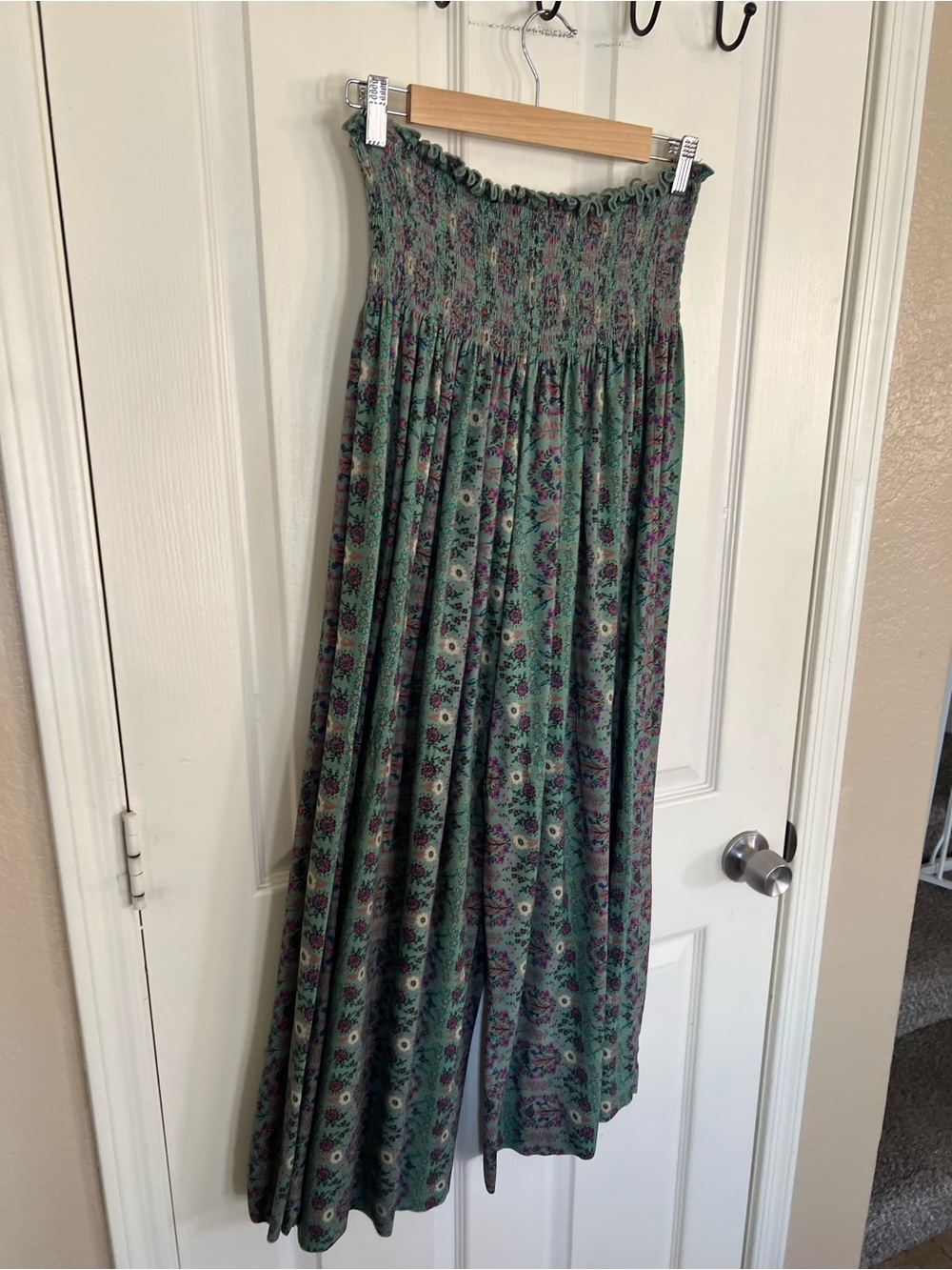 Natural Life Smocked Wide Leg Palazzo Pants Floral Boho L - Picture 11 of 12